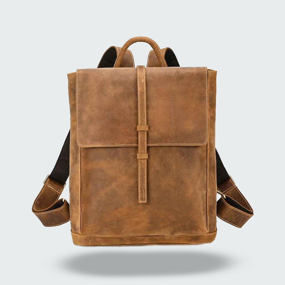 Nero - Flap Backpack in Leather